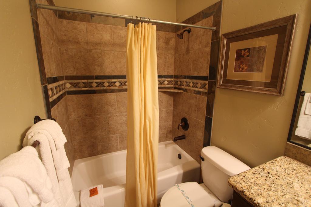Canyon Villas At Coral Ridge Washington Exteriör bild